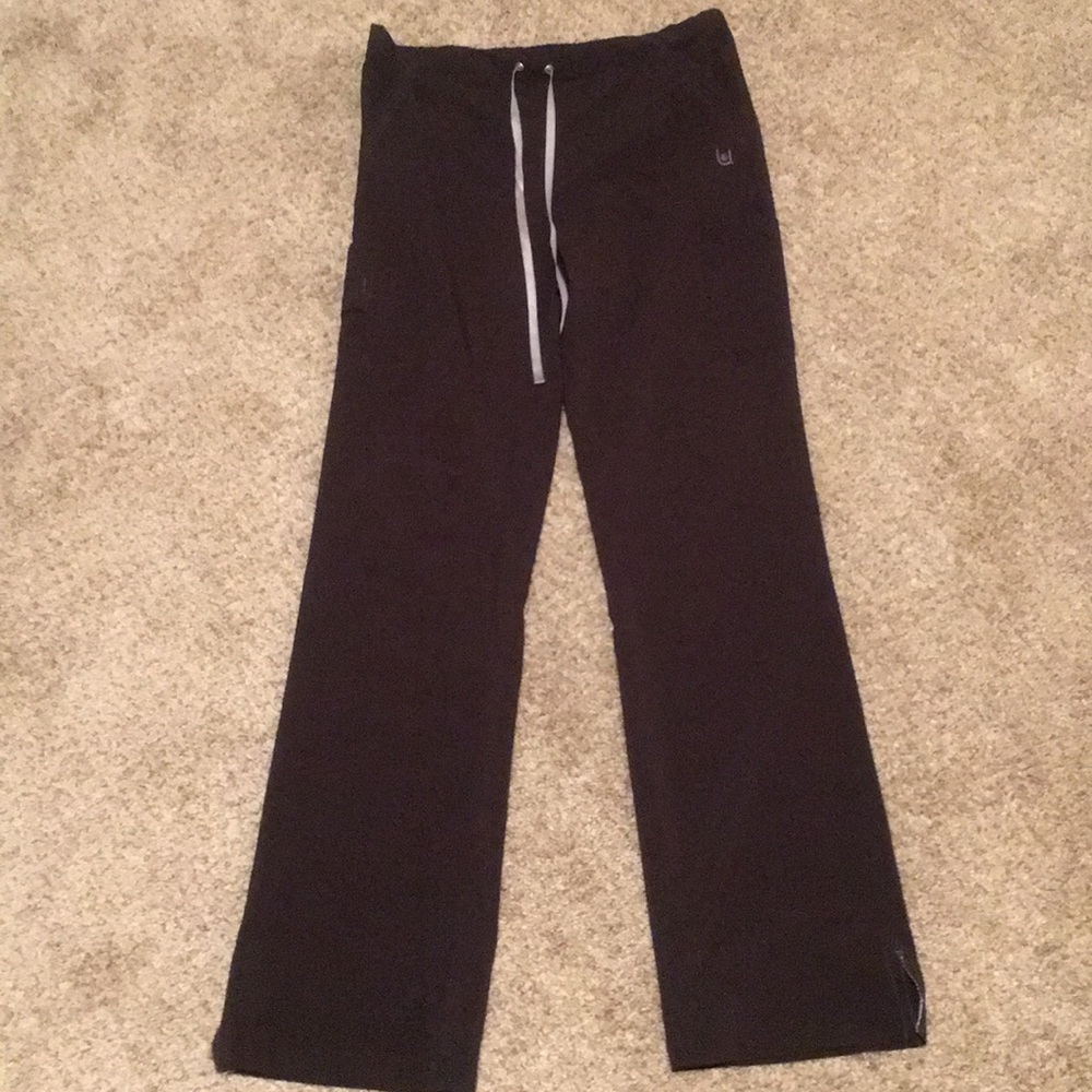 Black scrub pants
